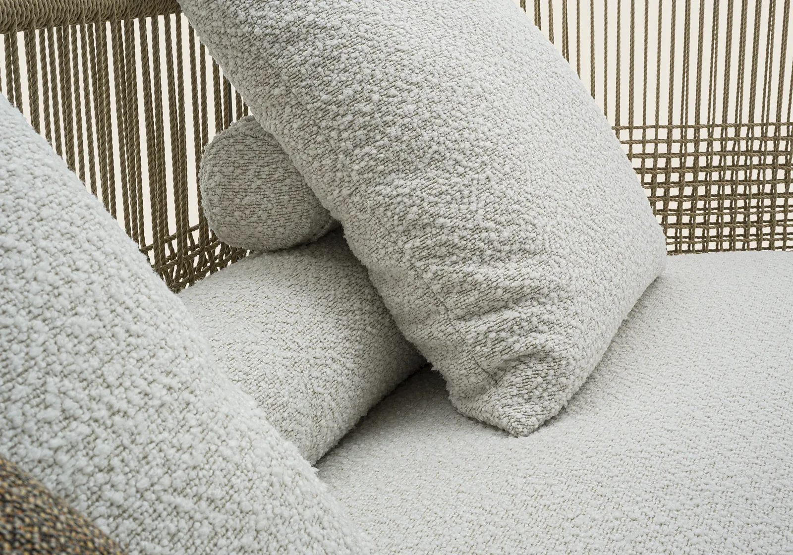 Flexform Everett outdoor sofa in a garden setting, frame 1
